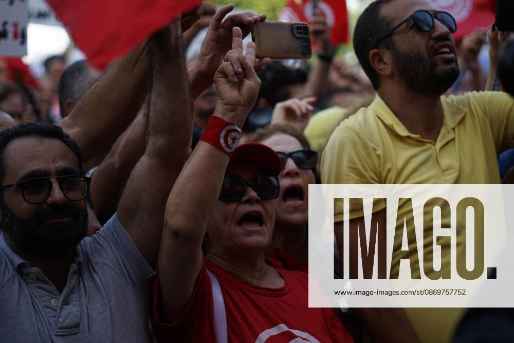 Demonstrators take to the streets of Tunis during a march calling for social and economic reforms and the protection of civil liberties, amid public concerns over rising living costs, workers rights and freedom of expression on October 17, 2026. Organized by trade unions, journalists representatives, lawyers and civil society groups, the demonstration brings together protesters demanding accountability and defending fundamental rights. The march highlights ongoing concerns over Tunisias economic situation and the space for public dissent. Tunis Tunisia - ZUMAm342 20261017_zsp_m342_042