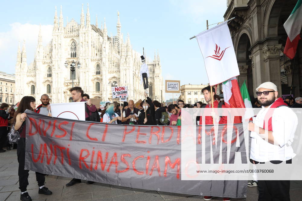 Demonstration by Italia in Piazza - Milano Demonstration by Italia in Piazza, the grassroots movement of students and young workers taking to the streets in 15 Italian cities in Milano Italy on October 17 2026. Photo by Francesco Enriquez IPA ABACAPRESS.COM Milano Italy