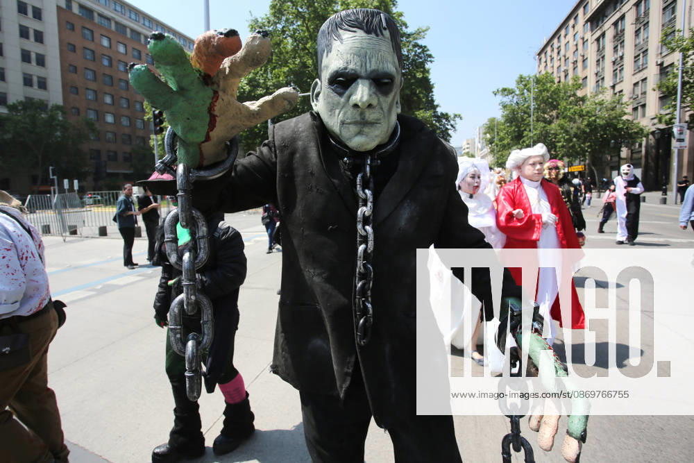 The 2026 Zombiewalk takes place in downtown Santiago. Jonnathan Oyarzun Aton Chile, Santiago, Chile Aton 1200429