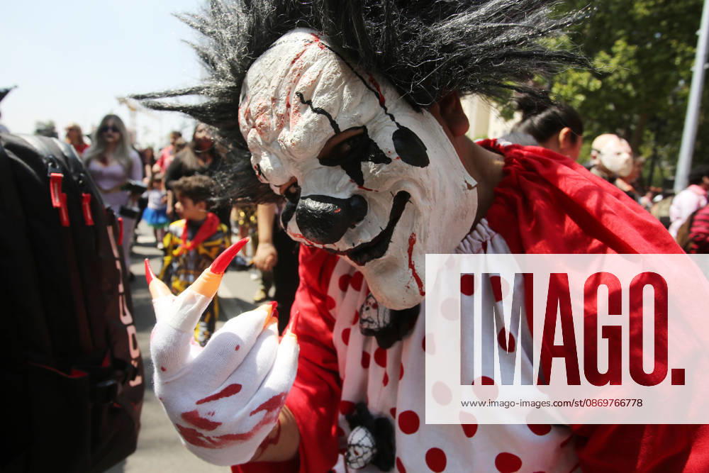 The 2026 Zombiewalk takes place in downtown Santiago. Jonnathan Oyarzun Aton Chile, Santiago, Chile Aton 1200441