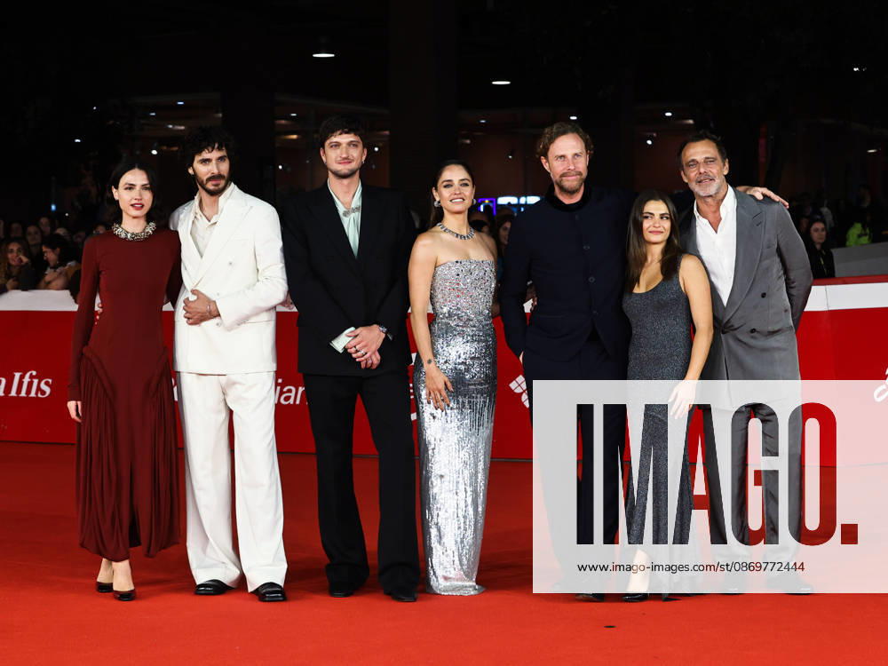 IPA89820616 - Rome Cinema Festival 2026. Evening 05 Red Carpet for the film *CHIAROSCURO*. Pictured: Romana Maggiora Vergano, Pierpaolo Spollon, Andrea Lattanzi, Matilde Gioli, Jan Maria Michelini, Aurora Giovinazzo, Alessandro Preziosi