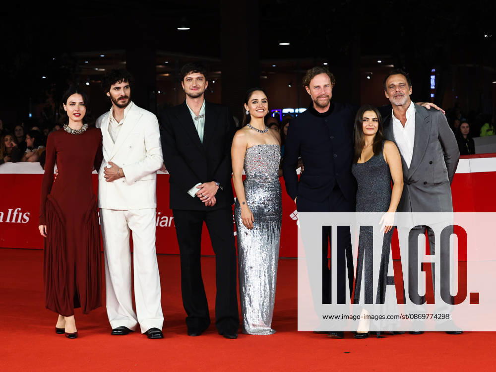IPA89820610 - Rome Cinema Festival 2026. Evening 05 Red Carpet for the film *CHIAROSCURO*. Pictured: Romana Maggiora Vergano, Pierpaolo Spollon, Andrea Lattanzi, Matilde Gioli, Jan Maria Michelini, Aurora Giovinazzo, Alessandro Preziosi