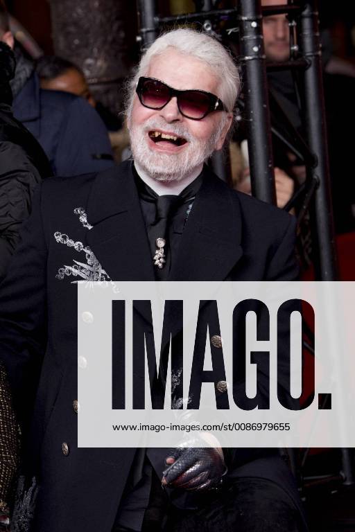 Karl Lagerfeld - Couturier Createur CELEBRITES : Inauguration des Illuminations de Noel Champs Elysees - Paris - 11 22 2018 JBAutissier Panoramic
