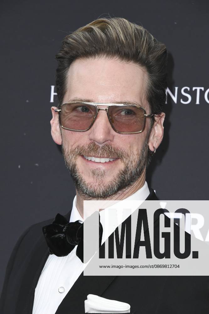 Troy Baker at arrivals for LA Opera s Opening Night Gala, Dorothy Chandler Pavilion in The Music Center, Los Angeles, CA, October 17, 2026. Photo By: Elizabeth Goodenough Everett Collection LA Opera s Opening Night Gala PUBLICATIONXNOTxINxCANxCHNxFRAxITAxJPNxNORxPOLxRUSxESPxUKxUSA