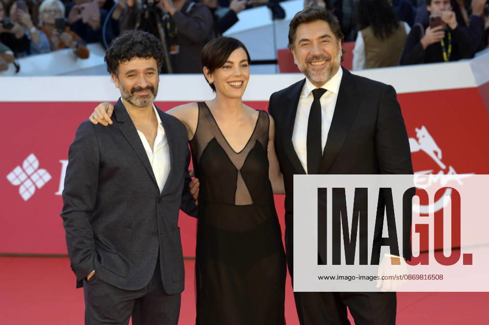 Rodrigo Sorogoyen, Victoria Luengo, and Javier Bardem at the premiere of the film *The Beloved* (*El ser querido*) at the 21st Rome International Film Festival (*Festa del Cinema di Roma*) in 2026 at the Auditorium Parco della Musica in Rome, October 17, 2026 Foto:xA.xM.xTinghinox xFuturexImagex beloved_6052
