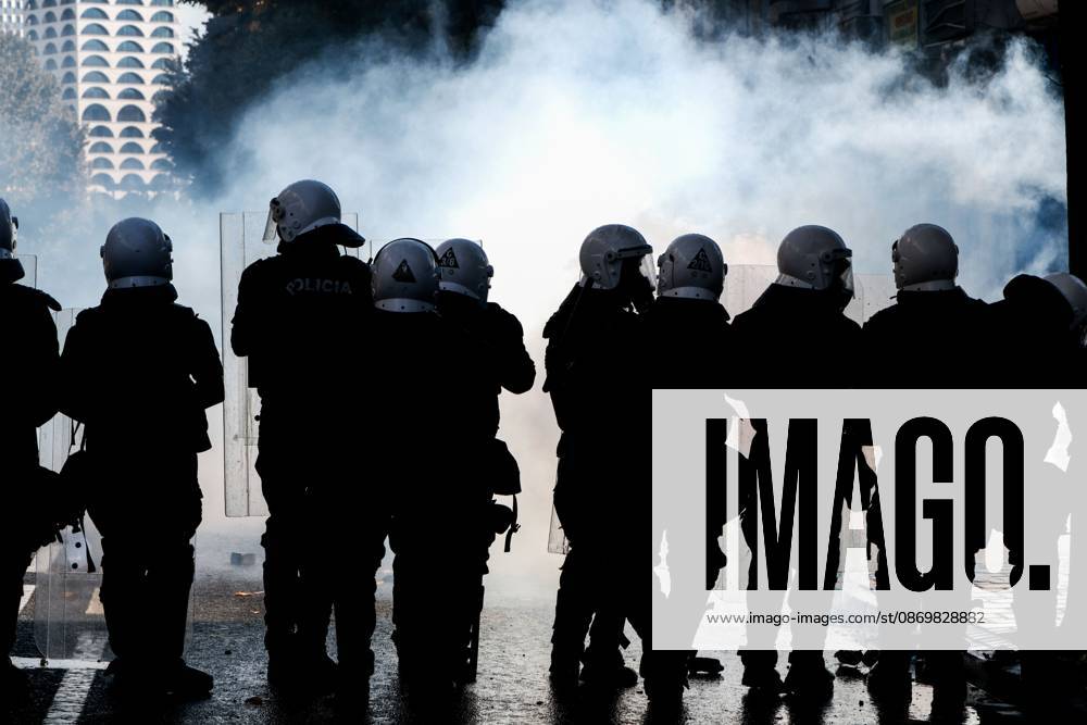 Tirana Clashes Enter Fifth Day TIRANA, ALBANIA, OCTOBER 17, 2026: Demonstrators clash with riot police outside the Ministry of Education during student-led anti-government protests in Tirana. Police deploy tear gas as protesters throw stones during a fifth consecutive day of unrest. Demonstrators demand improved university conditions and the resignation of Prime Minister Edi Rama. Tirana Albania