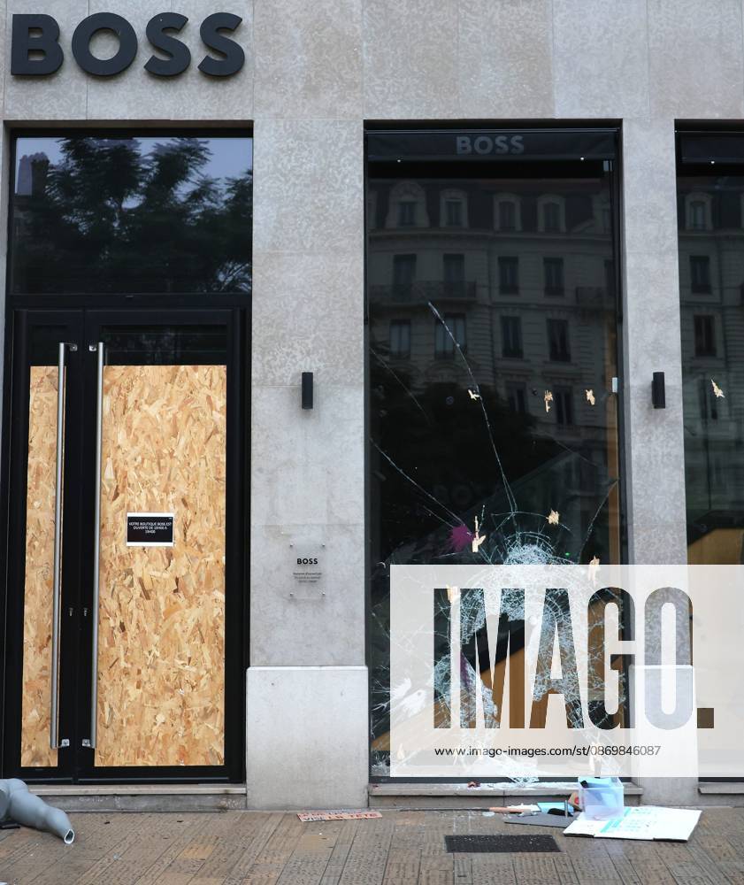 Riots and Looting: The Day After the Protest PHOTOPQR LE PROGRES Richard MOUILLAUD Lyon, October 18, 2026 Riots and Looting: The Day After the Protest Riots and Looting: The Day After the Protest Extensive damage, shattered storefronts and looted shops. Lyon, October 18, 2026: 20,000 people demonstrated in the streets of Lyon. Violence overshadowed the protesters’ demands, resulting in a level of chaos rarely seen in the city. The tourist office was set on fire, and numerous stores were looted. Lyon, October 18, 2026: 20,000 people demonstrated in the streets of Lyon. Violence overshadowed the protesters’ demands, resulting in a level of chaos rarely seen in the city. The tourist office was set on fire, and a great many shops were looted.