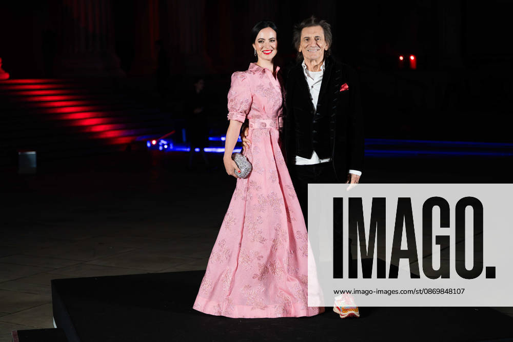 The British Museum Ball 2026 - Arrival Sally Wood and Ronnie Wood attend The British Museum Ball 2026 on October 17, 2026 in London, England., Credit:Lounis Tiar Avalon United Kingdom, London, British Museum