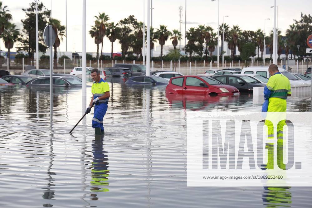 Rain in the Campo de Gibraltar Causes Flooding in Algeciras Image of the rain in the Campo de Gibraltar that has caused flooding in Algeciras October 18, 2026, in Algeciras, Cádiz, Andalusia, Spain October 18, 2026 Algeciras Cádiz Algeciras Cádiz Spain