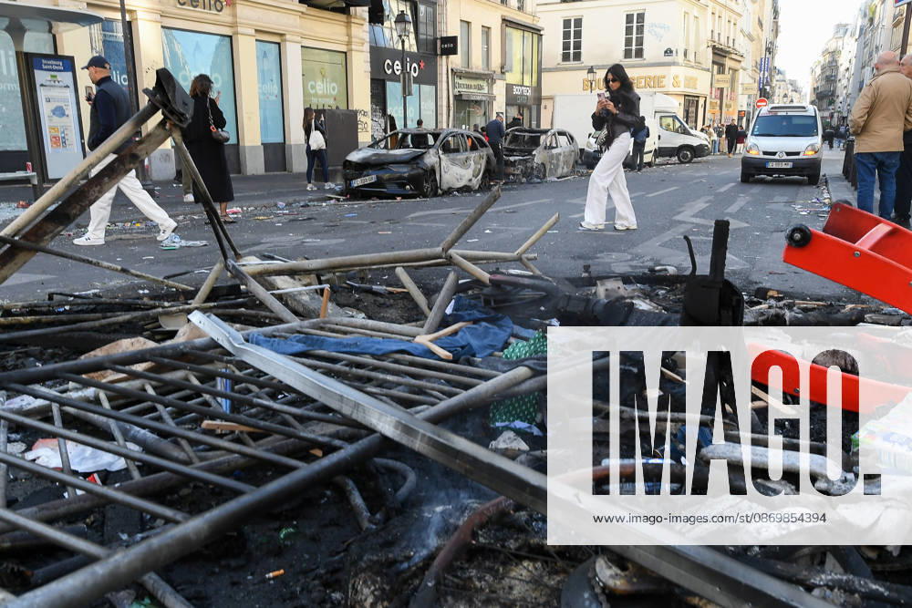 Images of the damage in the aftermath of the October 17, 2026, protests in Paris, Strasbourg-Saint-Denis. The day after violent clashes between protesters and French police during the demonstration against the high cost of living in Paris, France, on October 18, 2026. Lionel Urman, Bestimage, Paris, France