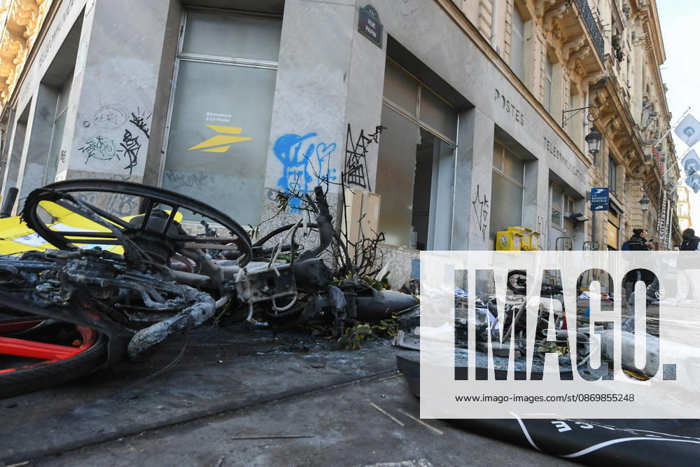 October 17 Protest in Paris: The Day After Strasbourg-Saint-Denis Violent clashes broke out between protesters and French police during the demonstration against the high cost of living in Paris, France, on October 18, 2026 460560 2026 10 18 Paris France