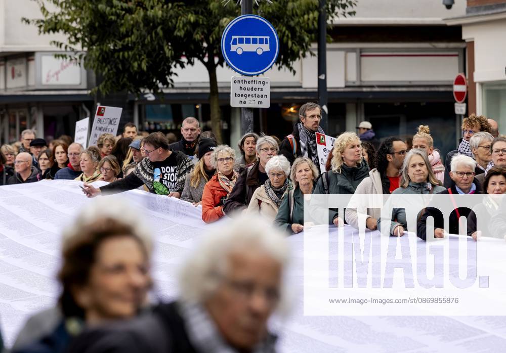 UTRECHT - Participants during a so-called funeral procession to draw attention to the deadly violence against children in Gaza. ROBIN VAN LONKHUIJSEN ANP netherlands out - belgium out