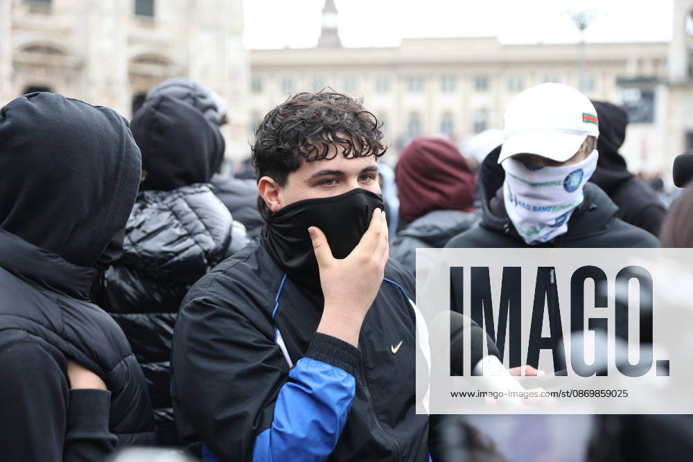 IPA89860643 - Milan: Clashes and looting by hooded youths continued in the city center the day after the demonstration on Saturday, the 17th; many hooded individuals were detained and taken to police headquarters.
