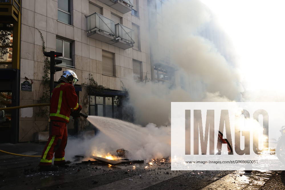 Aftermath of clashes during nationwide protests in Paris PARIS, FRANCE - OCTOBER 18: Firefighters extinguish fires set to bicycles and street debris as streets across Paris show signs of damage following a day of violent clashes between police and protesters amid a nationwide mobilization over rising living costs, fuel prices, and education funding in Paris, France, on October 18, 2026. Ibrahim Ezzat Anadolu Paris France. Editorial use only. Please get in touch for any other usage.