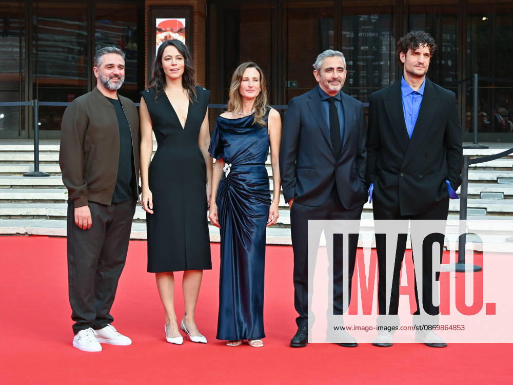 Louis Garrel, Camille Cottin, Eric Toledano, Olivier Nakache and Giorgia Sinicomi attend the Just Une Illusion red carpet cast film during the Roma Film Festival 2026 at Auditorium Parco della Musica Ennio Morricone. Roma Italy - ZUMAs197 20261018_aaa_s197_056