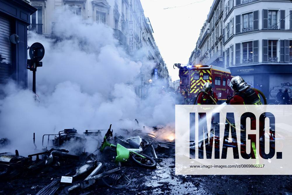 Aftermath of clashes during nationwide protests in Paris PARIS, FRANCE - OCTOBER 18: Firefighters extinguish fires set to bicycles and street debris as streets across Paris show signs of damage following a day of violent clashes between police and protesters amid a nationwide mobilization over rising living costs, fuel prices, and education funding in Paris, France, on October 18, 2026. Ibrahim Ezzat Anadolu Paris France. Editorial use only. Please get in touch for any other usage.