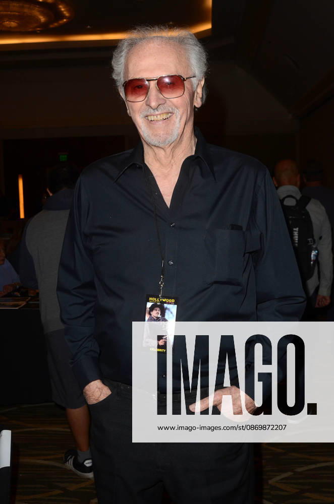 **FILE PHOTO** Michael Forest Has Passed Away. LOS ANGELES, CA- APRIL 28: Michael Forest at The Hollywood Show at the Westin LAX in Los Angeles, California on April 28, 2018.