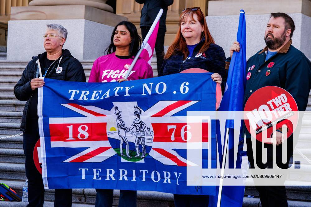 Supporters display the Treaty 6 flag at the Alberta Federation of Labour s Canada Unity Rally ahead of the Alberta Referendum..With less than 24 hours until Referendum voting starts, the Alberta Federation of Labour and Fight Back supporters rallied at the Alberta Legislature grounds to support a Unified Alberta in Canada and oppose the prospect of separation from Canada. The group is opposed to the 9 other questions on the Alberta referendum ballots. Edmonton Canada - ZUMAs197 20261018_aaa_s197_668