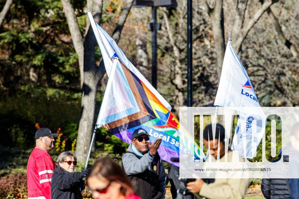 Supporters display their signs at the Alberta Federation of Labour s Canada Unity Rally at the Alberta Legislature, ahead of the Alberta Referendum..With less than 24 hours until Referendum voting starts, the Alberta Federation of Labour and Fight Back supporters rallied at the Alberta Legislature grounds to support a Unified Alberta in Canada and oppose the prospect of separation from Canada. The group is opposed to the 9 other questions on the Alberta referendum ballots. Edmonton Canada - ZUMAs197 20261018_aaa_s197_649