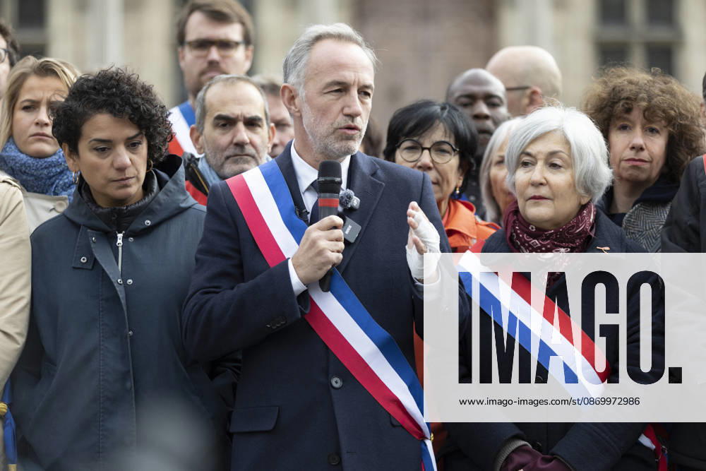 Paris Mayor Emmanuel Gregoire Attends Rally Against Violence - Paris Paris Mayor Emmanuel Gregoire during a gathering against violence and in support of the Republic, called by the Association of French Mayors (AMF), in front of Paris City Hall, following clashes that erupted during a national day of demonstrations against the cost of living and rising fuel prices, in Paris, France, October 19, 2026.Photos by Jérémy Paoloni ABACAPRESS.COM Paris Ile-de-France France