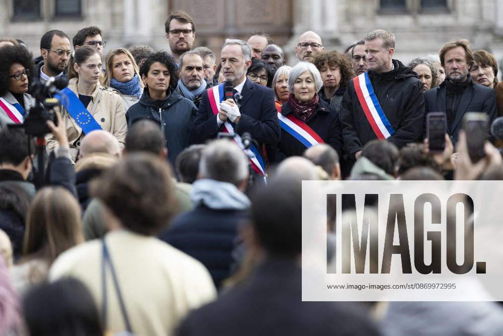 Paris Mayor Emmanuel Gregoire Attends Rally Against Violence - Paris Paris Mayor Emmanuel Gregoire during a gathering against violence and in support of the Republic, called by the Association of French Mayors (AMF), in front of Paris City Hall, following clashes that erupted during a national day of demonstrations against the cost of living and rising fuel prices, in Paris, France, October 19, 2026.Photos by Jérémy Paoloni ABACAPRESS.COM Paris Ile-de-France France
