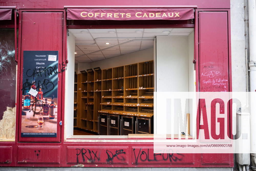 Shops Looted After the October 17th Demonstration - Paris AJ This photo shows the Nicolas at the Rue du Chateau d’eau store after it has been looted, ransacked, and vandalized on October 19, 2026 two days after riots and looting occurred (pillage) on the sidelines of nationwide cost-of-living demonstrations. Photo by Alexis Jumeau ABACAPRESS.COM Paris France