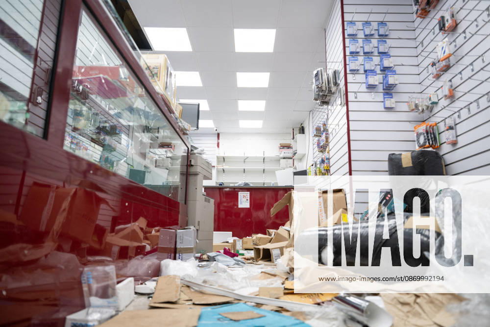 Shops Looted After the October 17th Demonstration - Paris AJ This photo shows the Lyca Mobile at the Boulevard de Magenta store after it has been looted, ransacked, and vandalized on October 19, 2026 two days after riots and looting occurred (pillage) on the sidelines of nationwide cost-of-living demonstrations. Photo by Alexis Jumeau ABACAPRESS.COM Paris France