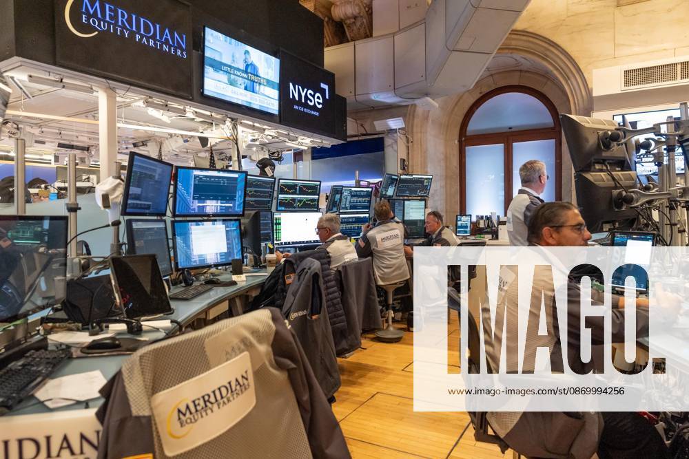A trader works on the trading floor of the New York Stock Exchange (NYSE) during opening hours in New York, NY on October 19, 2026. New York USA - ZUMAr339 20261019_znp_r339_016
