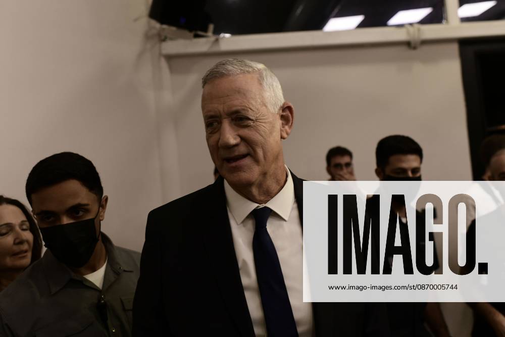 Benny Gantz, chairman of Israel s Blue and White party, holds a press conference in Ramat Gan, Israel, October 19, 2026, during which he announces his withdrawal from the upcoming elections. Ramat-Gan Israel - ZUMAq101 20261019_zna_q101_048