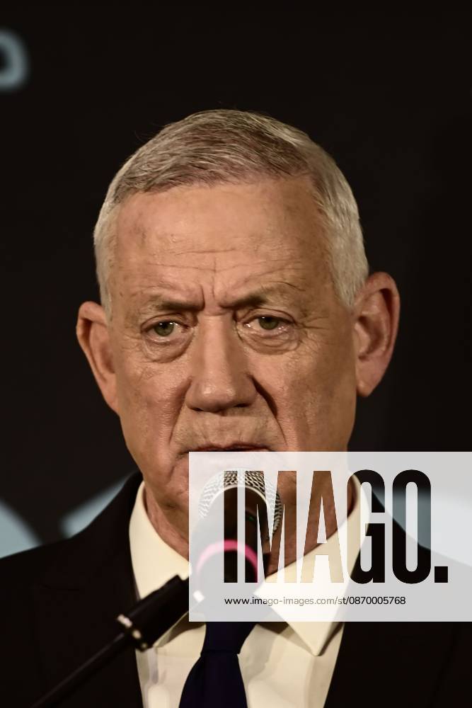 Benny Gantz, chairman of Israel s Blue and White party, holds a press conference in Ramat Gan, Israel, October 19, 2026, during which he announces his withdrawal from the upcoming elections. Ramat-Gan Israel - ZUMAq101 20261019_zna_q101_062