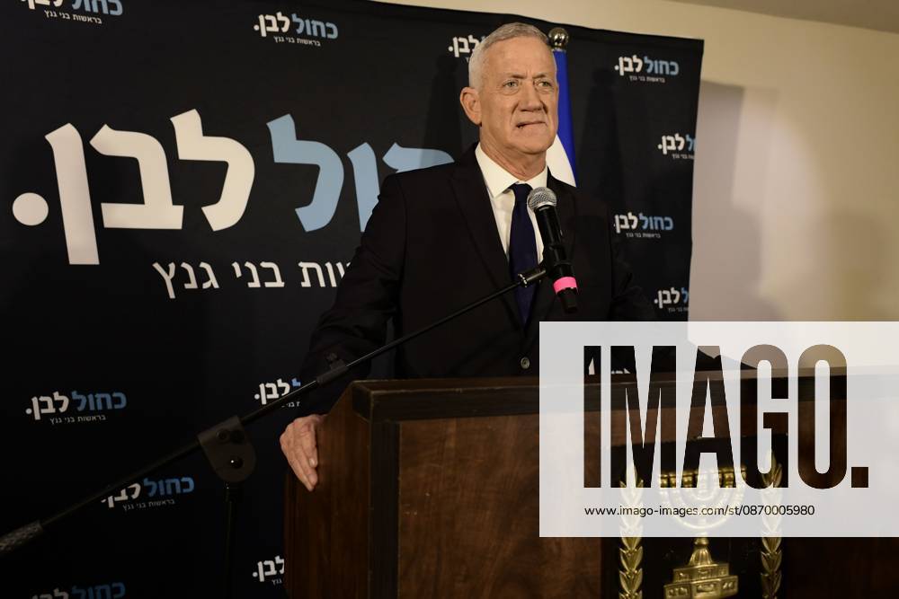 Benny Gantz, chairman of Israel s Blue and White party, holds a press conference in Ramat Gan, Israel, October 19, 2026, during which he announces his withdrawal from the upcoming elections. Ramat-Gan Israel - ZUMAq101 20261019_zna_q101_076