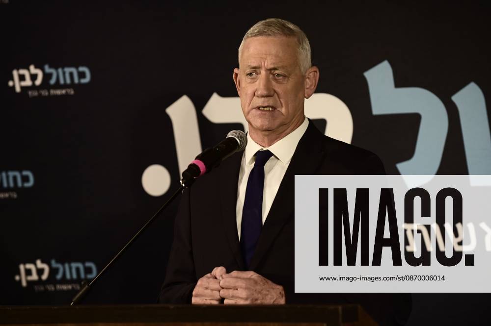 Benny Gantz, chairman of Israel s Blue and White party, holds a press conference in Ramat Gan, Israel, October 19, 2026, during which he announces his withdrawal from the upcoming elections. Ramat-Gan Israel - ZUMAq101 20261019_zna_q101_079