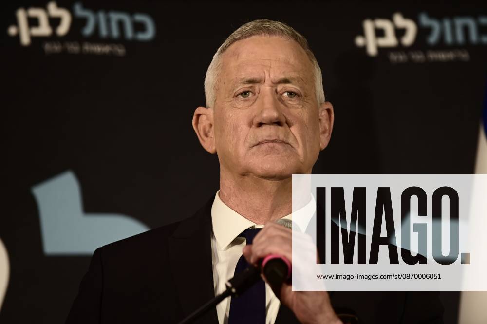 Benny Gantz, chairman of Israel s Blue and White party, holds a press conference in Ramat Gan, Israel, October 19, 2026, during which he announces his withdrawal from the upcoming elections. Ramat-Gan Israel - ZUMAq101 20261019_zna_q101_082