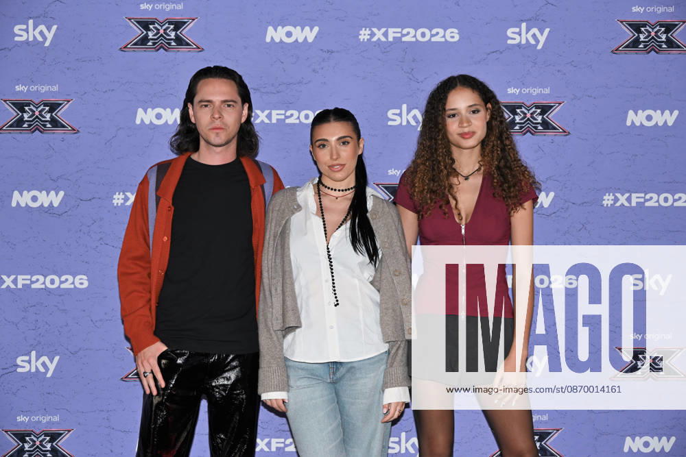 IPA89927849 - Milan, Italy: X Factor 2026 photocall featuring the 12 official contestants JAKE LA FURIA S TEAM In the photo: Alex Fontana, ALÌA, Veronica