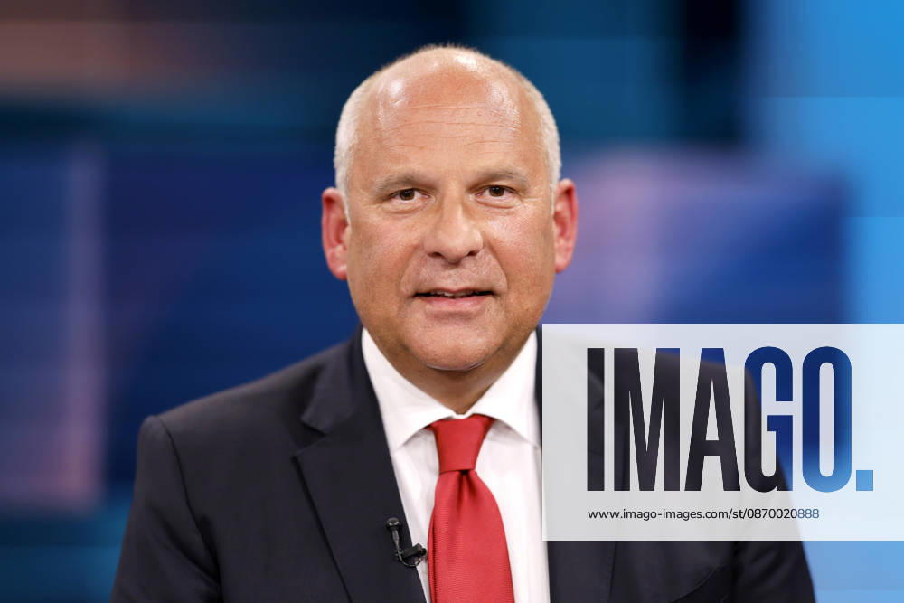 Politician Roman Poseck (CDU) on the ARD talk show Hart aber fair at the WDR Studios in Cologne, Cologne, October 19, 2026, North Rhine-Westphalia, Germany