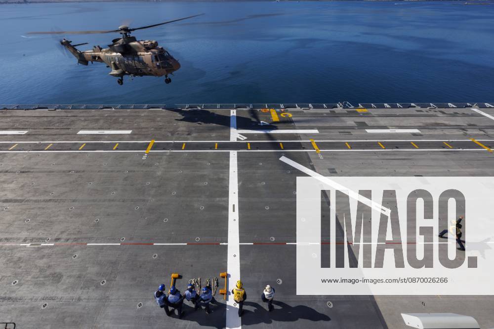 Orikun, The Netherlands, 2026-10-19 10:11:46 ORIKUN, 19-10-2026, The Turkish Navy s amphibious assault and drone ship TCG Anadolu (L400) is participating in NATO Exercise Neptune Strike 26-4. This exercise runs from 16 October to 5 November. During this exercise, NATO organized a demonstration for Distinguished Visitors and the media to showcase the Anadolu s spearhead operations in the form of a simulated amphibious strike on Pasha Beach. Photo: NLBeeld Robert Meerding Credit: NL Beeld Robert Meerding Inc