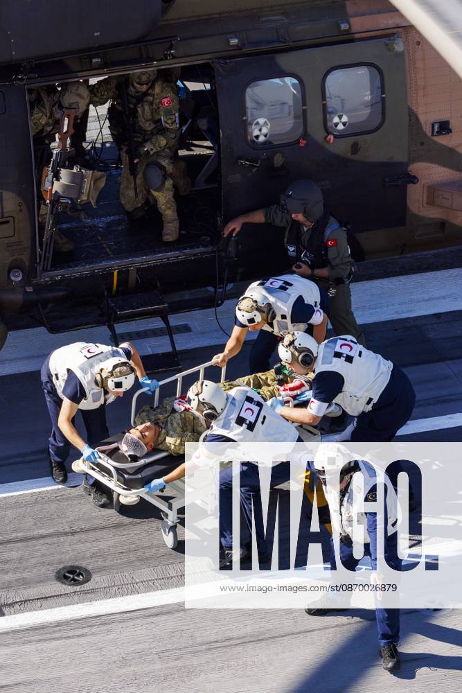 Orikun, The Netherlands, 2026-10-19 10:53:55 ORIKUN, 19-10-2026, The Turkish Navy s amphibious assault and drone ship TCG Anadolu (L400) is participating in NATO Exercise Neptune Strike 26-4. This exercise runs from 16 October to 5 November. During this exercise, NATO organized a demonstration for Distinguished Visitors and the media to showcase the Anadolu s spearhead operations in the form of a simulated amphibious strike on Pasha Beach. Photo: NLBeeld Robert Meerding Credit: NL Beeld Robert Meerding Inc