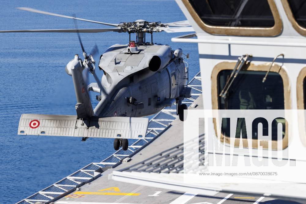 Orikun, The Netherlands, 2026-10-19 11:05:40 ORIKUN, 19-10-2026, The Turkish Navy s amphibious assault and drone ship TCG Anadolu (L400) is participating in NATO Exercise Neptune Strike 26-4. This exercise runs from 16 October to 5 November. During this exercise, NATO organized a demonstration for Distinguished Visitors and the media to showcase the Anadolu s spearhead operations in the form of a simulated amphibious strike on Pasha Beach. Photo: NLBeeld Robert Meerding Credit: NL Beeld Robert Meerding Inc