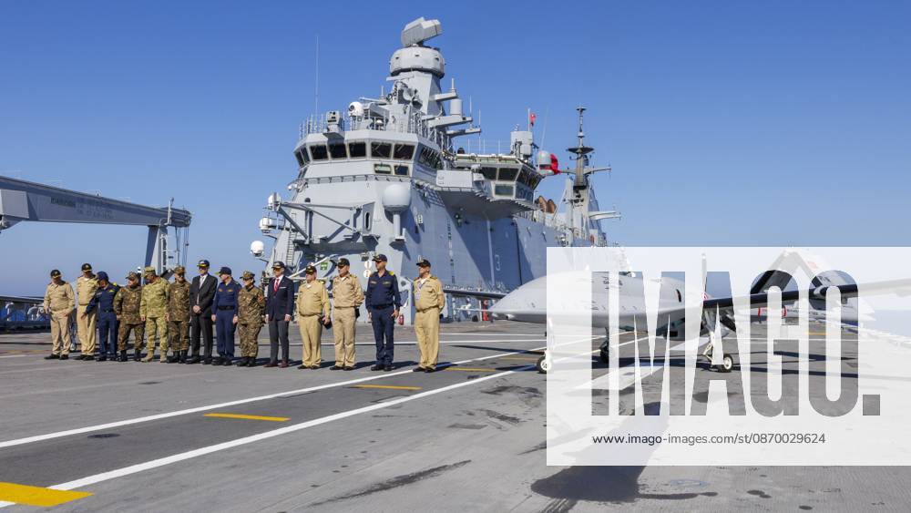 Orikun, The Netherlands, 2026-10-19 13:20:53 ORIKUN, 19-10-2026, The Turkish Navy s amphibious assault and drone ship TCG Anadolu (L400) is participating in NATO Exercise Neptune Strike 26-4. This exercise runs from 16 October to 5 November. During this exercise, NATO organized a demonstration for Distinguished Visitors and the media to showcase the Anadolu s spearhead operations in the form of a simulated amphibious strike on Pasha Beach. Photo: NLBeeld Robert Meerding Credit: NL Beeld Robert Meerding Inc