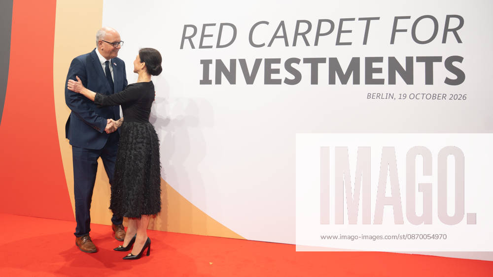 Andreas Bovenschulte, Mayor of Bremen, with Katherina Reiche, Federal Minister for Economic Affairs and Energy; Invest in Germany Summit 2026; Red Carpet for Investments; Event Location: Kraftwerk Berlin, Berlin, Germany; Kraftwerk Event Location