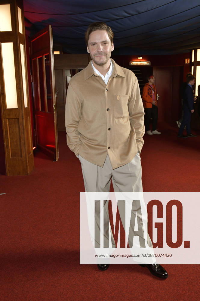 Daniel Brühl at the 2026 European Future Award ceremony at the Tipi am Kanzleramt in Berlin, October 19, 2026 Foto:xM.xBehrensx xFuturexImagex future_6035