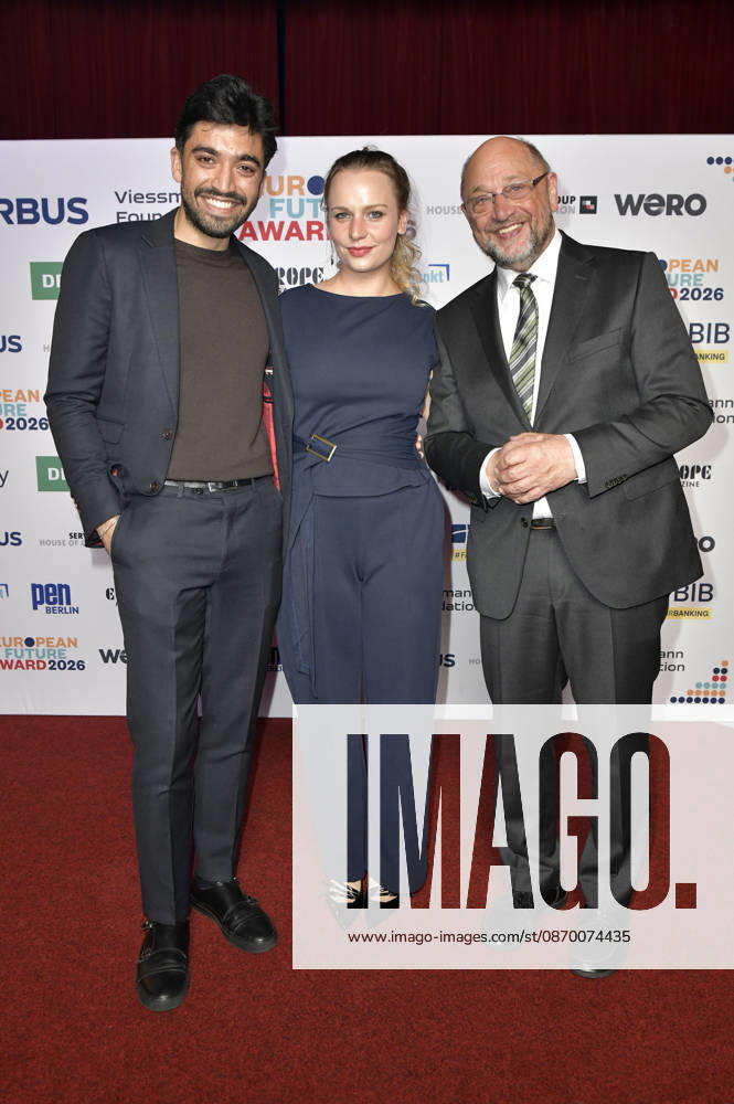 Milad Tabesch, Laura Wessbecher, and Martin Schulz at the 2026 European Future Award ceremony at the Tipi am Kanzleramt in Berlin, October 19, 2026 Foto:xM.xBehrensx xFuturexImagex future_6039