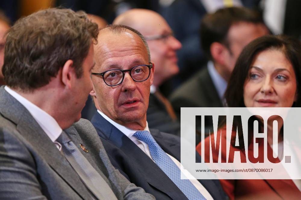 ESMT Invest in Germany Summit Federal Minister of Finance Lars Klingbeil (SPD), Federal Chancellor Friedrich Merz (CDU), Federal Minister of Economy and Energy Katherina Reiche (CDU)