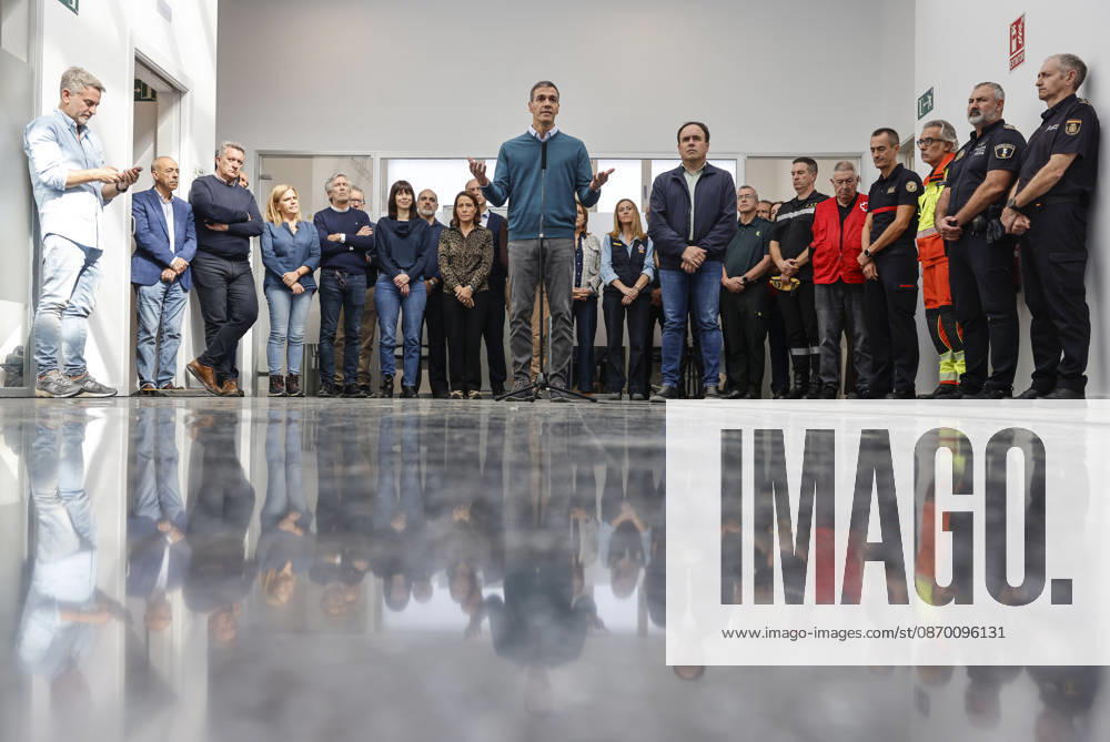 Sánchez Visits Oliva, Valencia, to Assess the Damage Caused by Storm Adam Prime Minister Pedro Sánchez speaks to the media alongside the president of the Valencian Regional Government, Juanfran Pérez Llorca, during a visit to the Forward Command Post for Storm Adam, on October 20, 2026, in Oliva, Valencia, Valencian Community, Spain. The storm caused by Storm Adam has resulted in three deaths in the Valencian Community: a man, approximately 64 years old, at a campground in Oliva, Valencia; a 79-year-old woman with limited mobility found dead in her home, also in Oliva, and another woman who lost her life this past Sunday after going into the sea in the Valencian town of Sagunt. October 20, 2026, Oliva, Valencia, Valencian Community, Oliva,