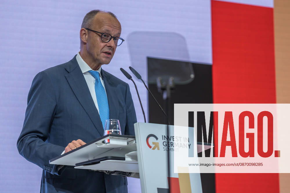 Invest in Germany Summit in Berlin: German Chancellor Friedrich Merz (CDU) speaks at the Invest in Germany Summit on October 20, 2026, in Berlin. Bundeskanzler Friedrich Merz (CDU) speaks at the Invest in Germany Summit on October 20, 2026, in Berlin. Berlin, Berlin, Germany. ESMT Berlin