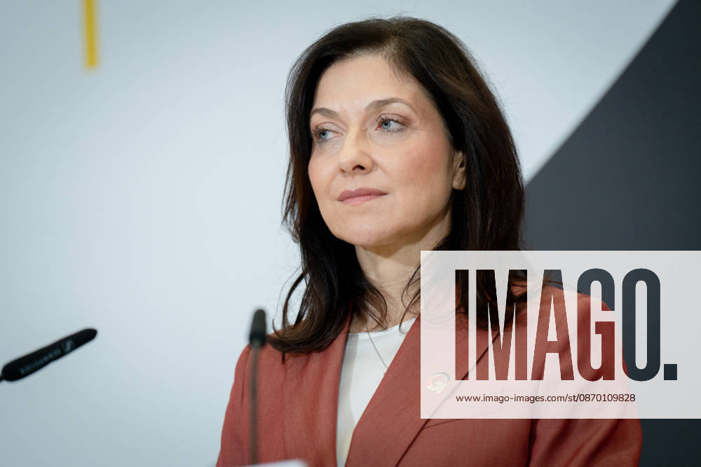 Invest in Germany Summit, Berlin, ESMT Invest in Germany Summit, Berlin, ESMT, Katherina Reiche, Federal Minister for Economic Affairs Berlin Berlin GER
