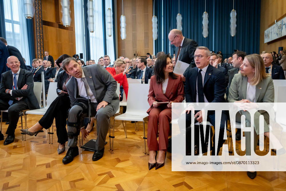 Invest in Germany Summit, Berlin, ESMT Invest in Germany Summit, Berlin, ESMT, Friedrich Merz, Federal Chancellor Katherina Reiche, Federal Minister of Economic Affairs Lars Klingbeil, Federal Minister of Finance Steffen Bilger, Federal Minister of Transportation Dorothee Bär, Federal Minister of Research Verena
