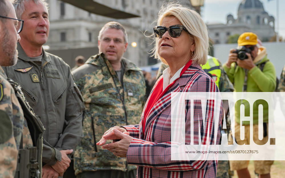 Press conference on the Austrian Armed Forces information and demonstration event on National Day 2026. The photo shows ÖVP Federal Minister of Defense Klaudia Tanner in Vienna at Heldenplatz, Vienna, Austria