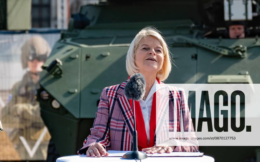Press conference on the Austrian Armed Forces information and demonstration event on National Day 2026. The photo shows ÖVP Federal Minister of Defense Klaudia Tanner in Vienna at Heldenplatz, Vienna, Austria