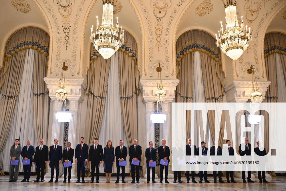 Romania s Parliament approves new Niculescu government BUCHAREST, ROMANIA - OCTOBER 20: Romania s new Prime Minister Luca Niculescu and other Romanian ministers pose for a family photo at the Presidential Palace, in Bucharest, Romania, 20 October 2026. Alex Nicodim Anadolu Bucharest Romania. Editorial use only. Please get in touch for any other usage.